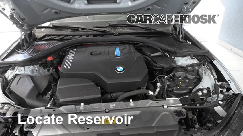2023 BMW 330e xDrive 2.0L 4 Cyl. Turbo PHEV Liquide essuie-glace